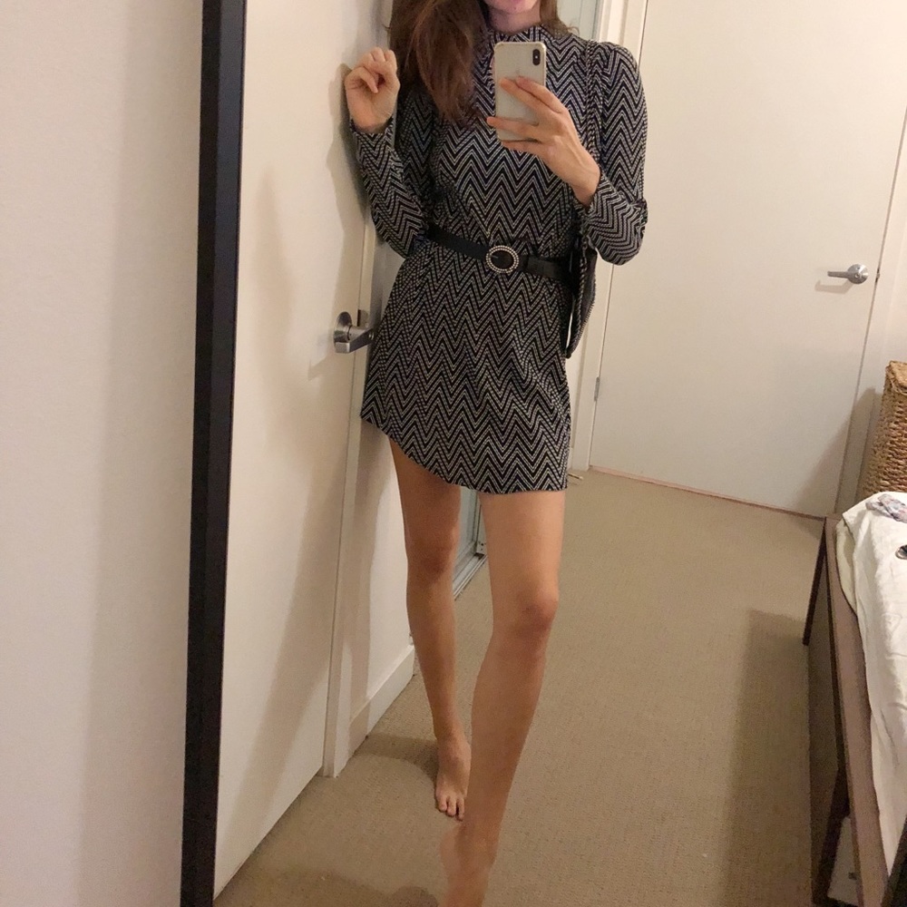 Dress - Picture 3 of 3